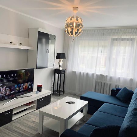 You'Ll Love This Large Apartment! Free Parking! Таллин Экстерьер фото